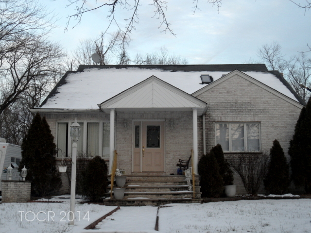 245 Ryerson RD, Lincoln Park